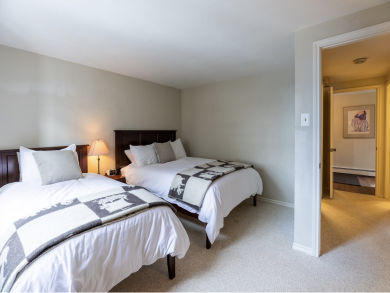 Four Bedrooms Vail Village Walk To Ski Lift
